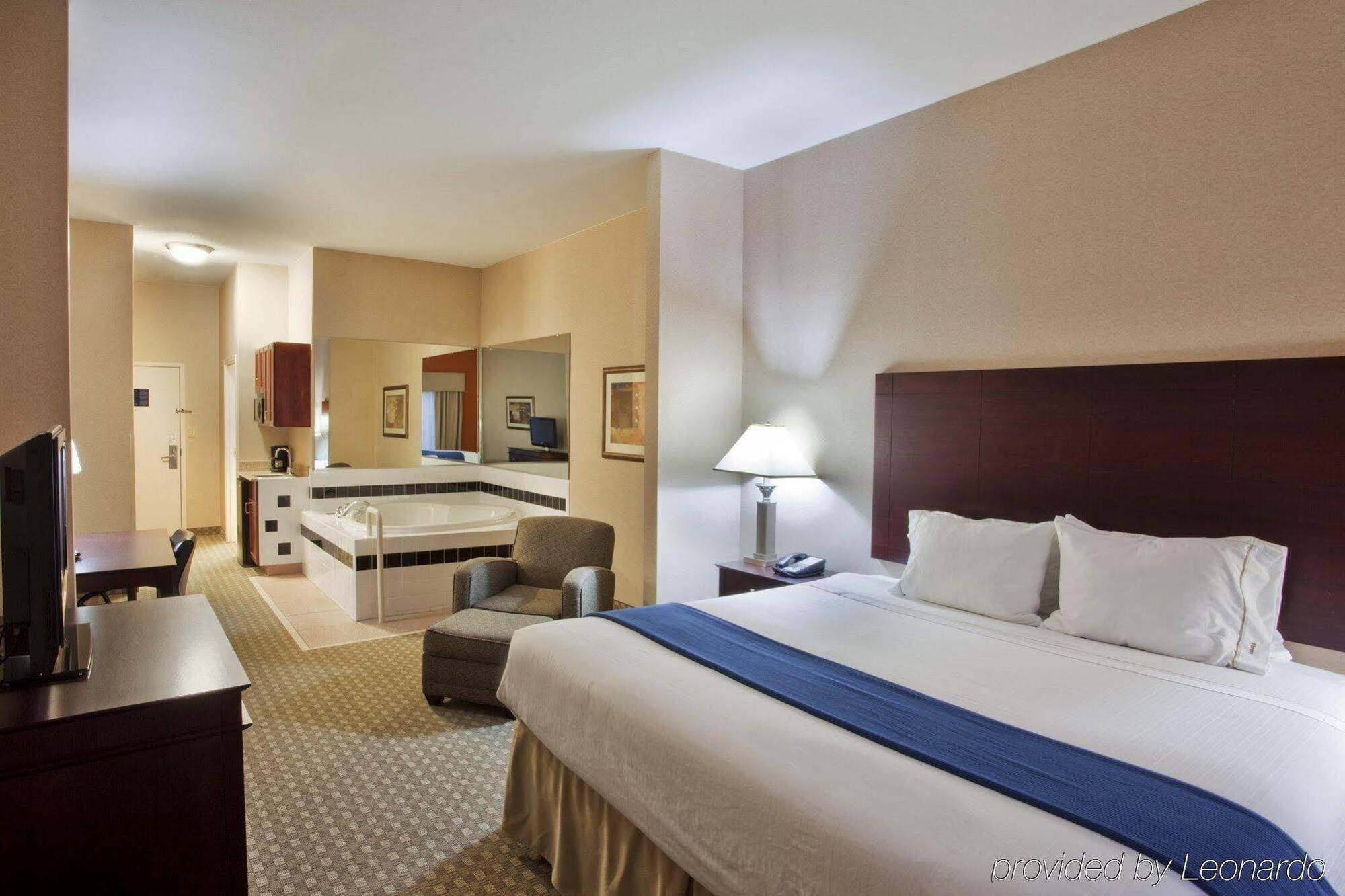 Holiday Inn Express Hotel & Suites Mcdonough, An Ihg Hotel Extérieur photo
